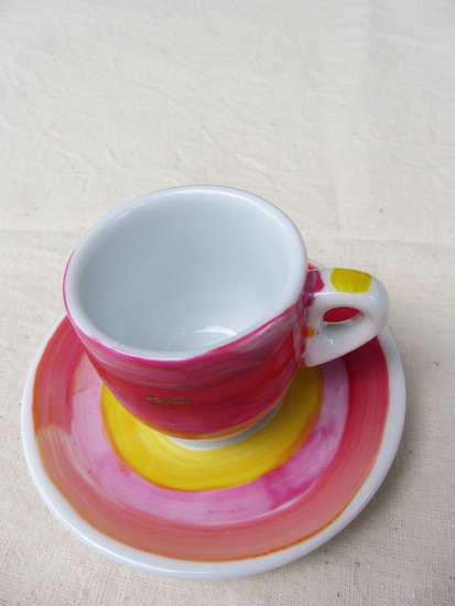 Florence Fofana  Arts-Visuels - Ensemble tasse à café rayée rouge et jaune